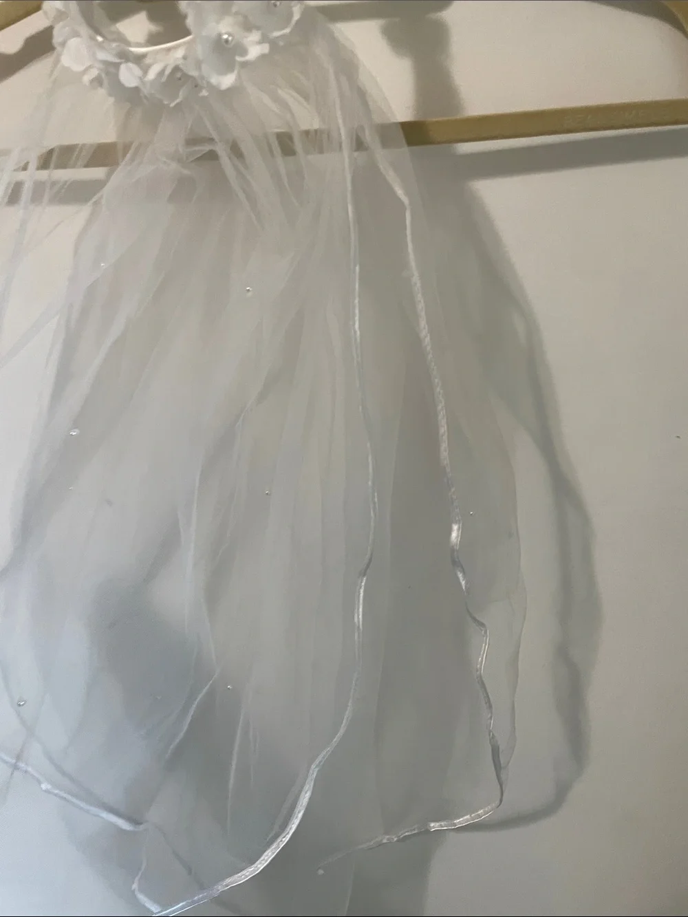White Floral Headband Veil Accessory